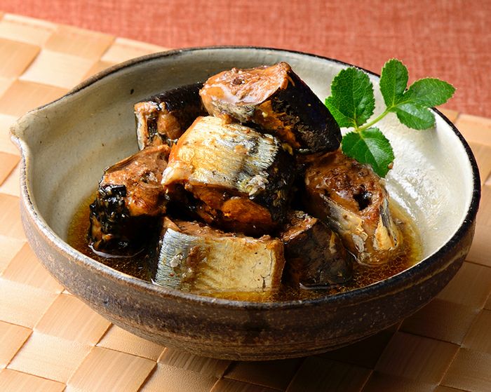 とろさんま醤油煮 150g盛り付け